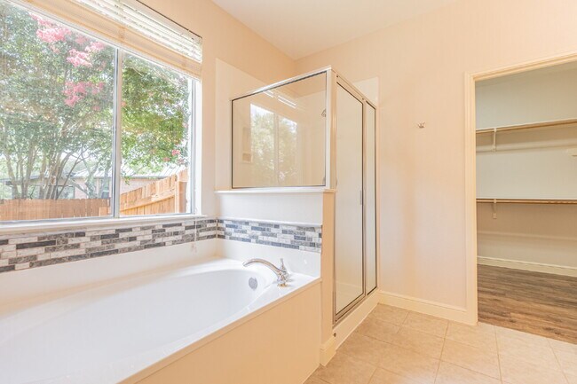 Building Photo - 1806 Three Forks