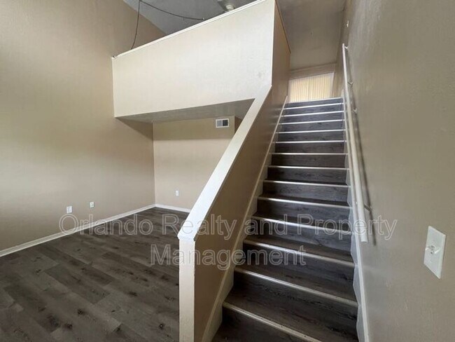 Building Photo - 3979 Crayrich Cir