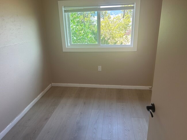 Building Photo - 6230 Pursia Rd