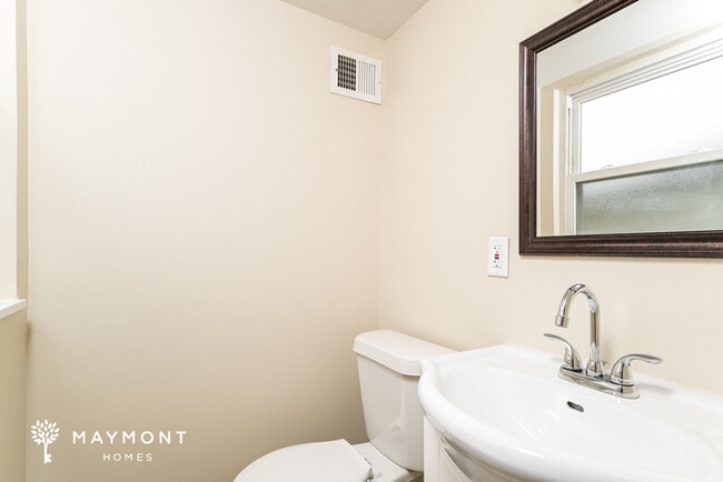 Building Photo - 2522 Hackman Dr