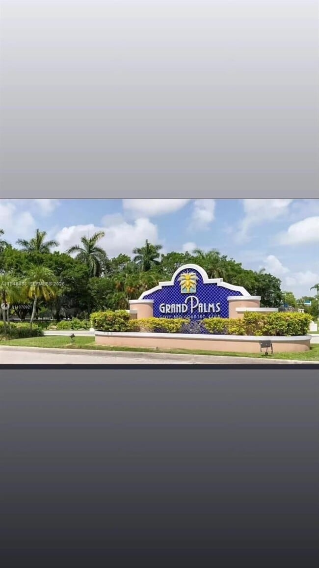 Building Photo - 672 SW 158th Terrace