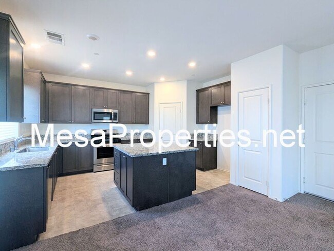 Building Photo - 14311 Bear Valley Rd