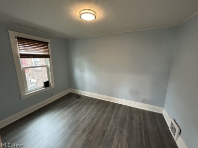 Building Photo - 1955 E 120th St