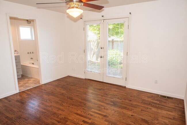 Building Photo - 4840 N 8th St
