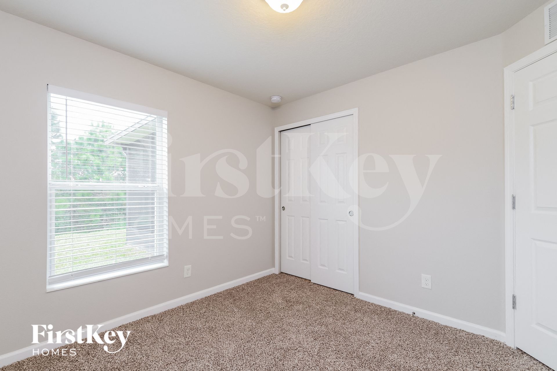 Building Photo - 5525 106th Ave E