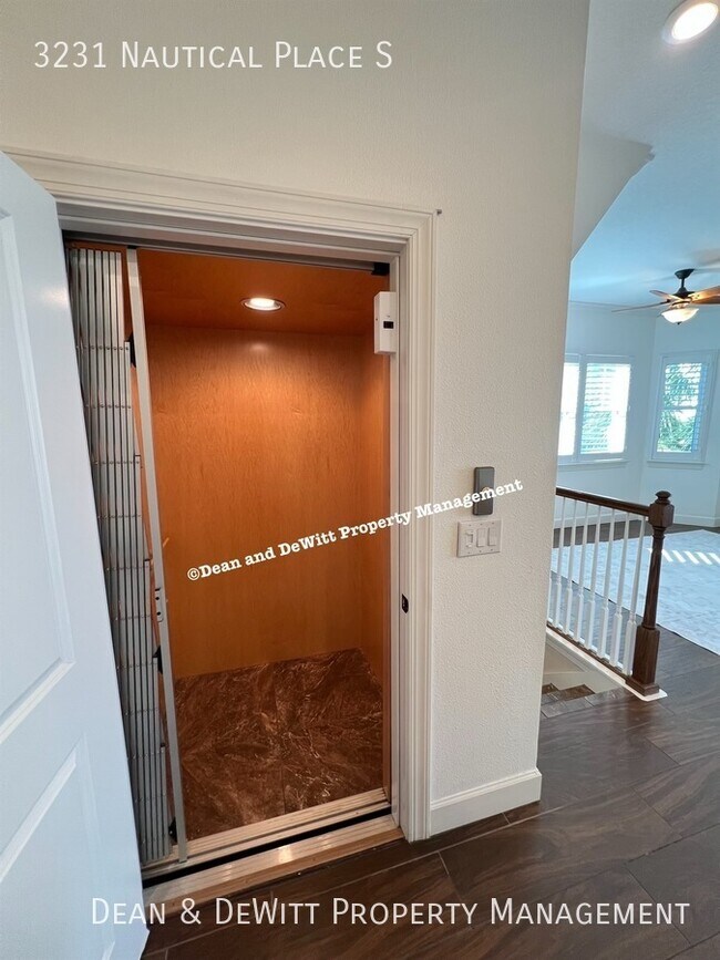 Building Photo - 3231 Nautical Pl S