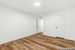 Building Photo - 902 Amber Knoll
