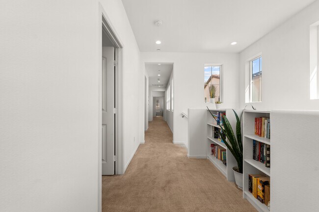 Building Photo - 1321 Ortega St