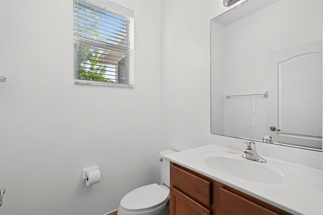 Building Photo - 9467 SW Merlin Ct