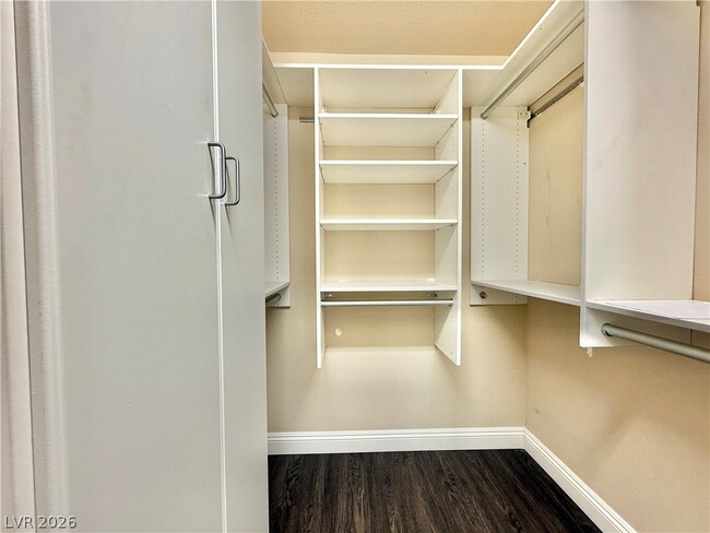 Building Photo - 4634 Mission Meadow Cir