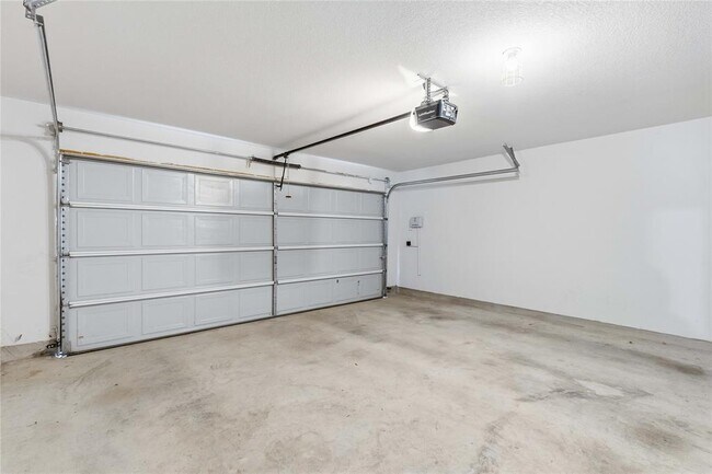 Building Photo - 22020 Abigail Way