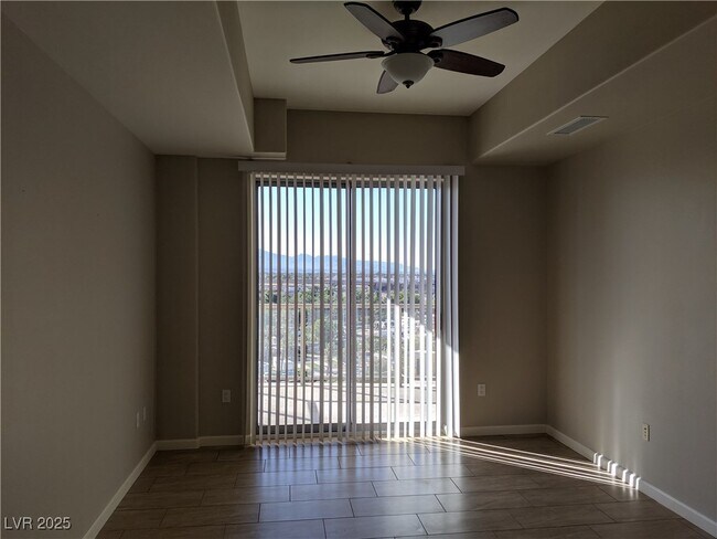 Building Photo - 8255 S Las Vegas Blvd