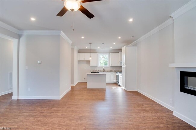 Building Photo - 4605 Guam St