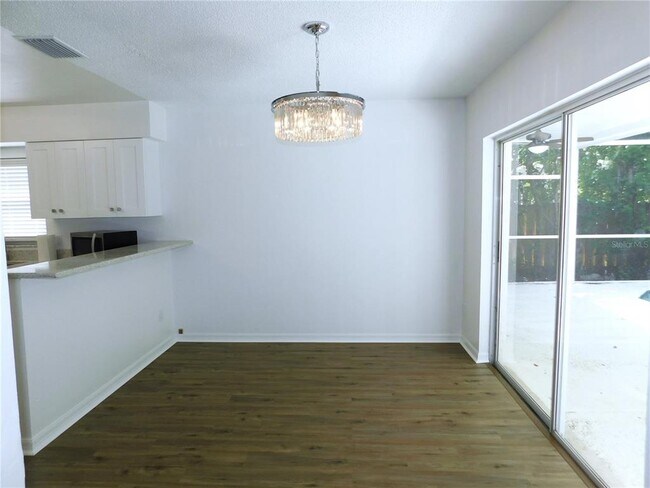 Building Photo - 3650 Fremantle Dr