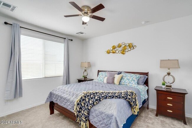 Building Photo - 17723 W Bajada Rd