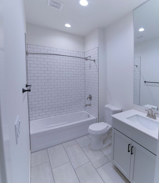 Building Photo - 19947 Cornice St