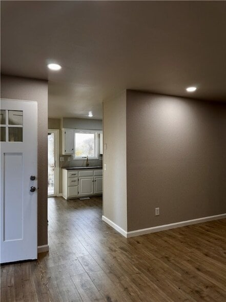 Building Photo - 9 Brighstone Ln