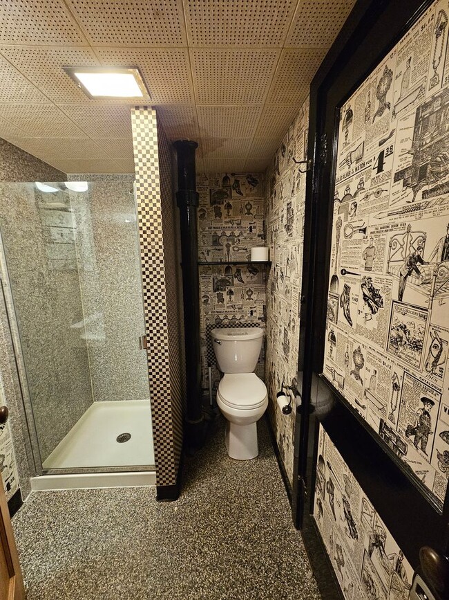 Building Photo - 4 BED | 2.5 BATH | DOUBLE GARAGE | WEST RAPID | FURNISHED