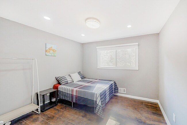 Primary Photo - 2565 Lantern Ln