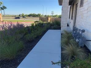 Building Photo - 2880 Donnell Dr