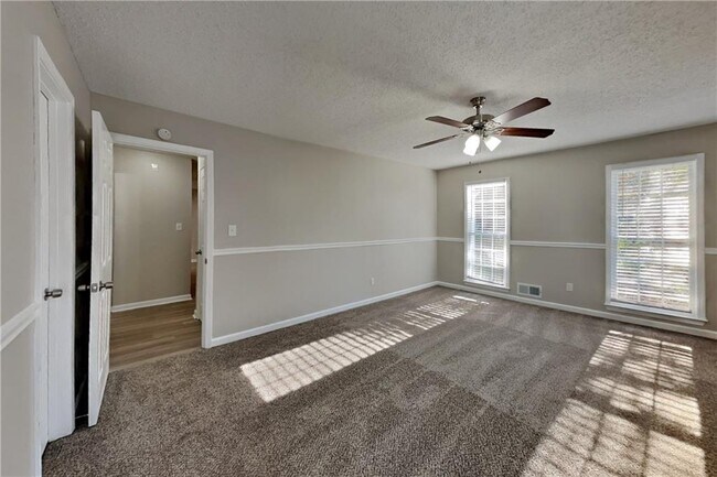 Building Photo - 116 Shefield Pl
