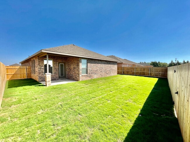 Building Photo - 7729 96th St