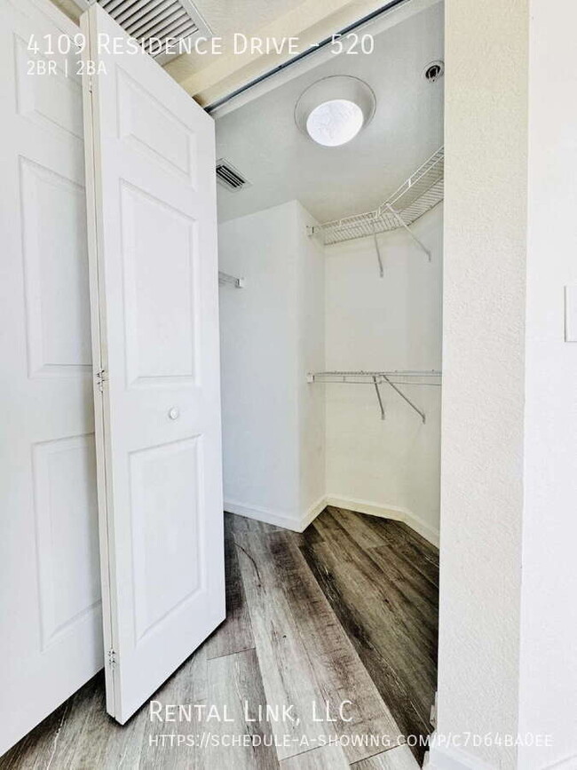 Building Photo - 4109 Residence Drive