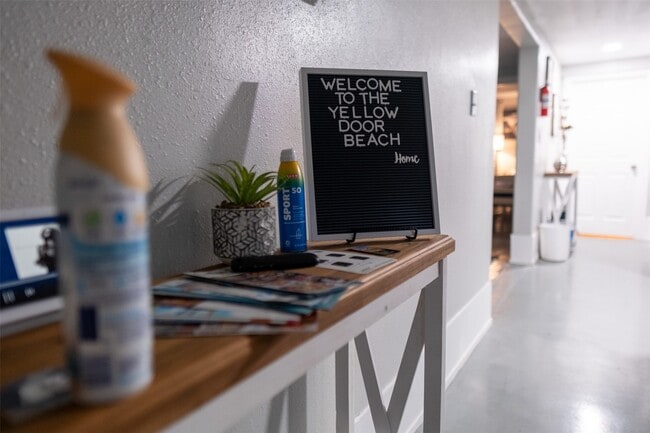 Building Photo - 4017 Avenue M