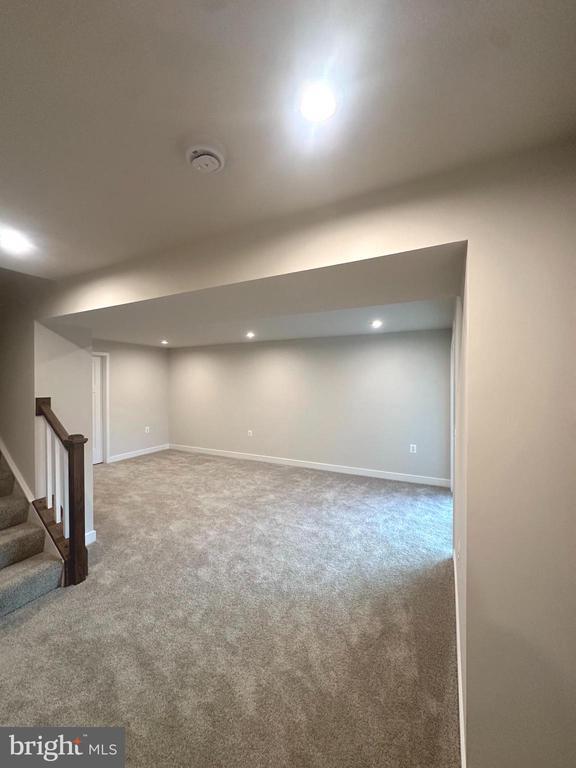 Building Photo - 117 Dunster St