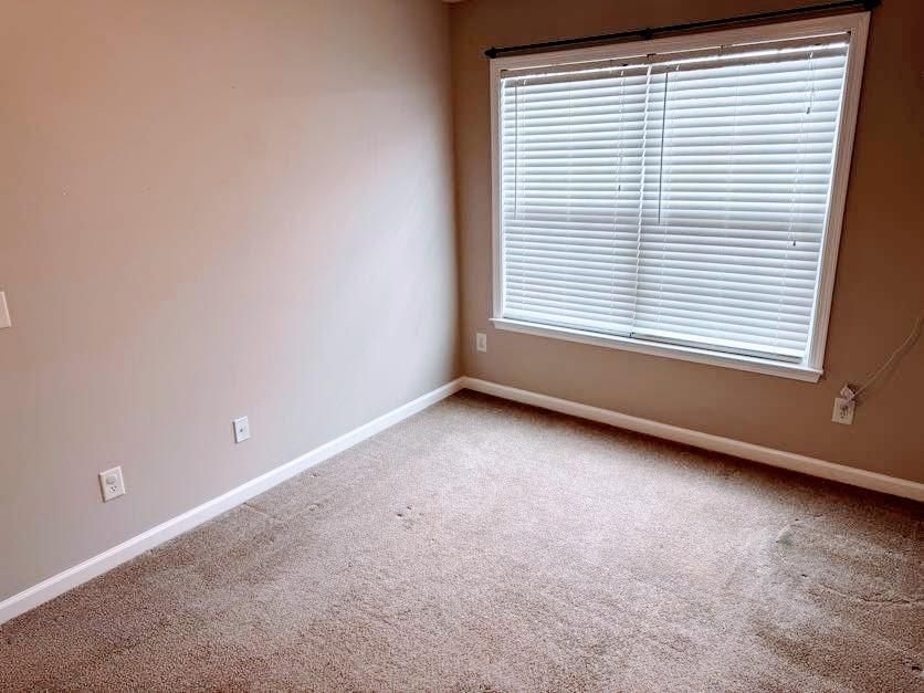 Building Photo - 940 Prestwyck Ct