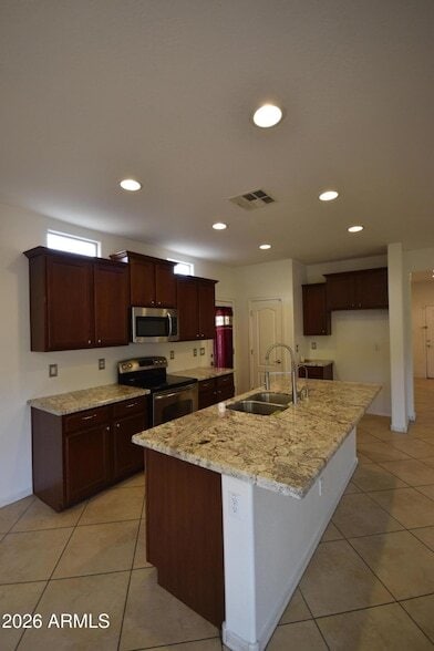 Building Photo - 7117 N 73rd Dr