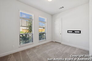 Building Photo - 1018 Quemada Rnch