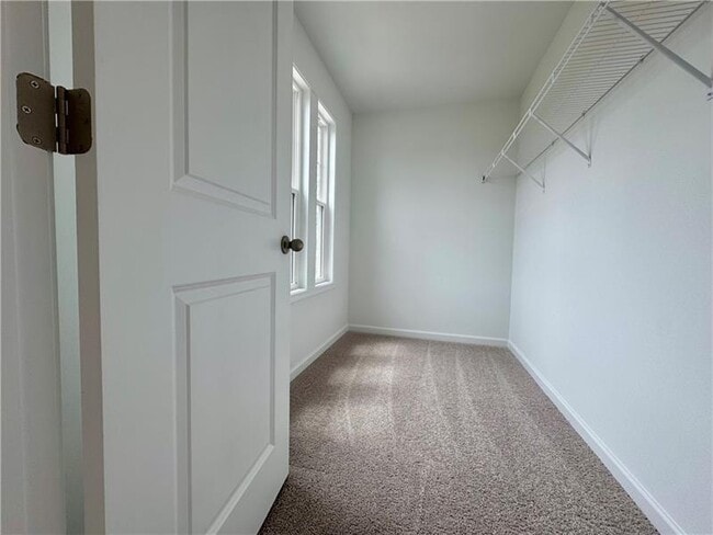 Building Photo - 5441 Hargrove Way