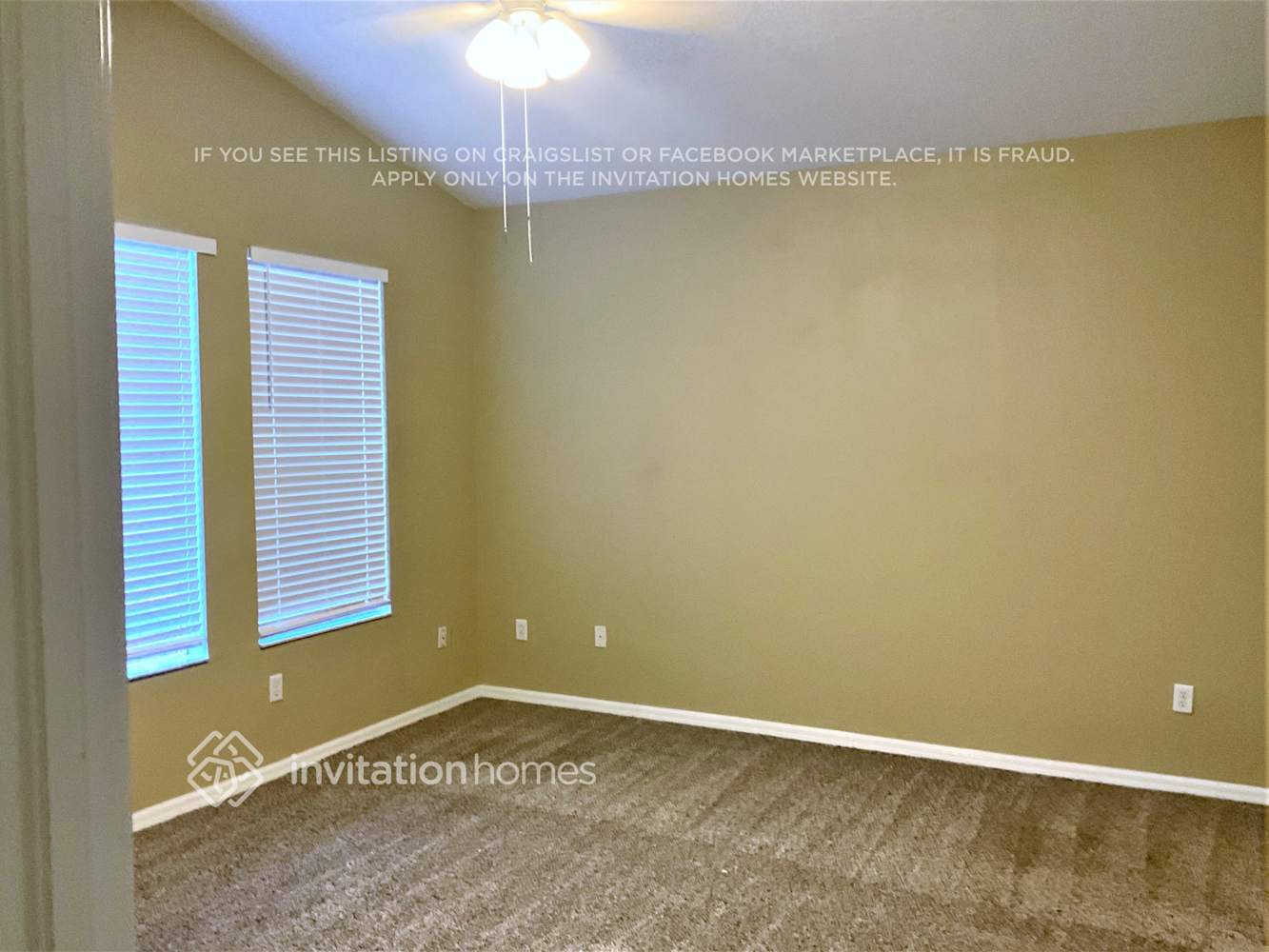 Building Photo - 2040 Wexford Green Dr