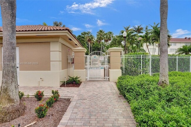 Building Photo - 12547 Imperial Isle Dr
