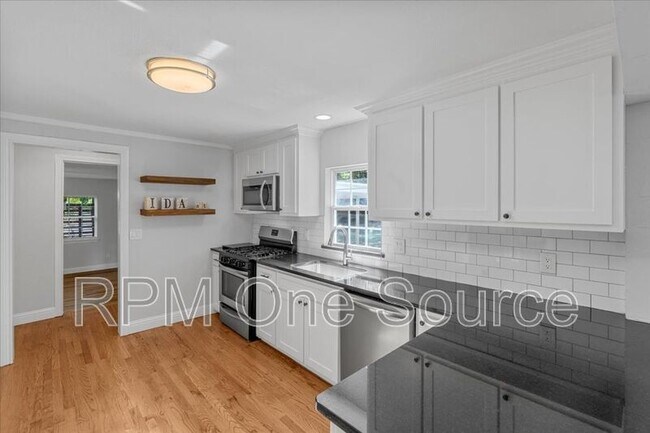 Building Photo - 117 Ida St