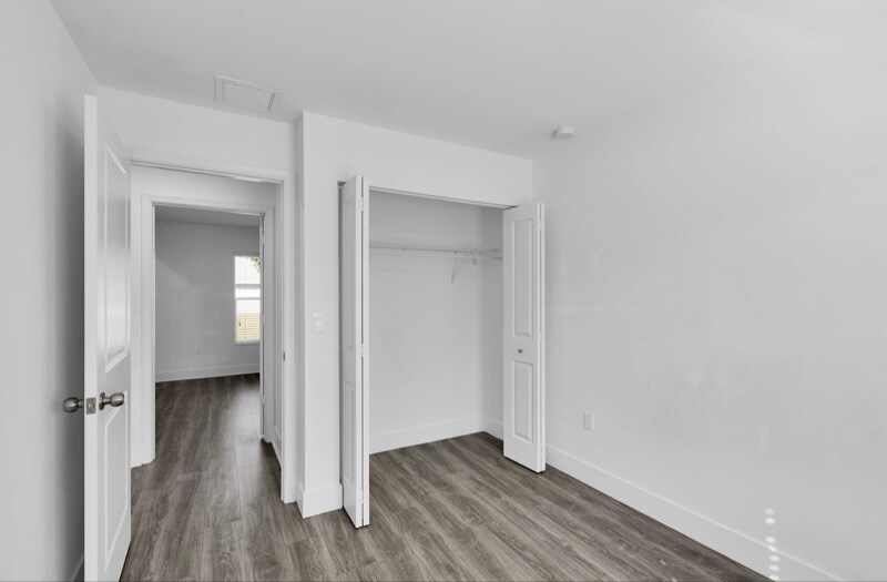 Building Photo - 1949 Quintero Ln