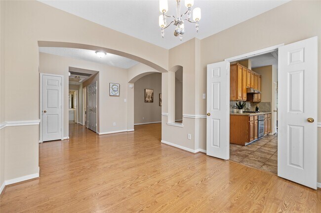 Building Photo - 8619 Bridge Park Dr