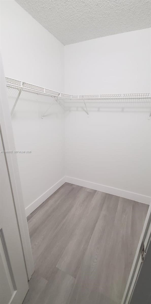 Building Photo - 9999 Summerbreeze Dr