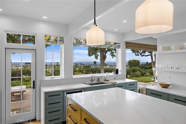 Building Photo - 3007 Harbor View Dr