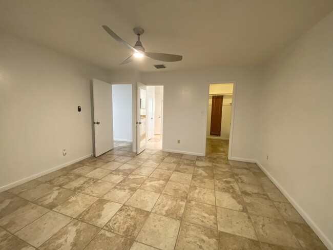 Building Photo - 1389 Sawgrass Ct