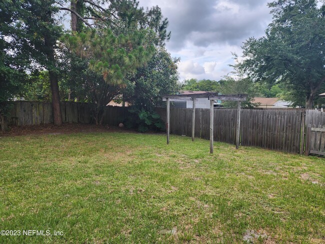 Building Photo - 9679 Hersham Ct