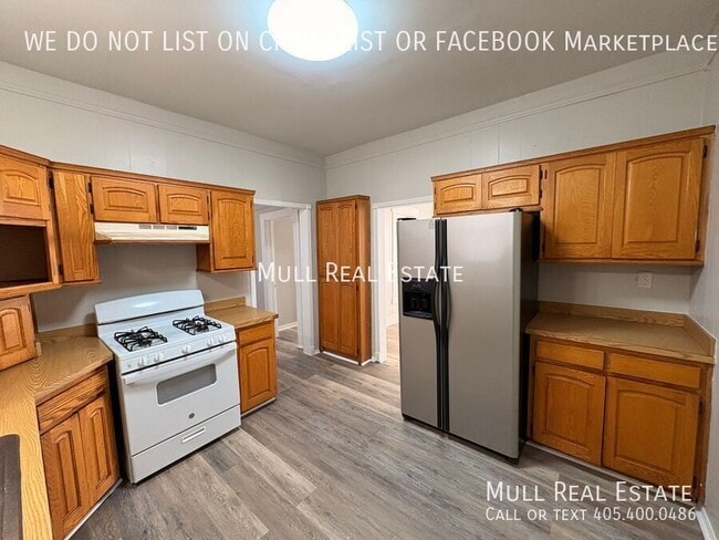 Building Photo - 122 North N Avenue