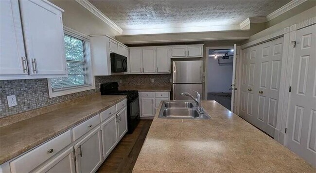 Building Photo - 1101 Boardwalk Pl