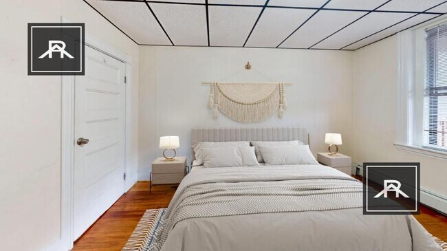 Building Photo - 4 bedroom in Boston MA 02115
