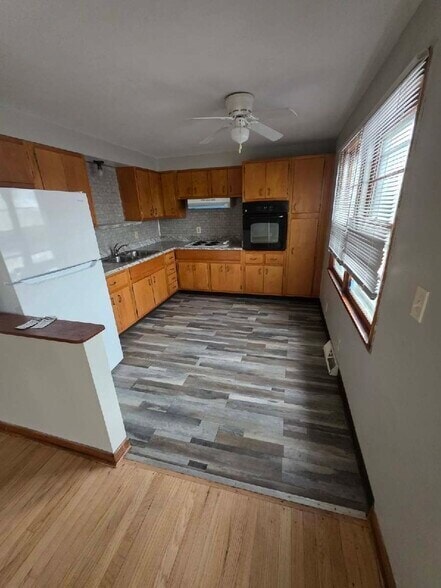 Building Photo - The Flats at Vann Street