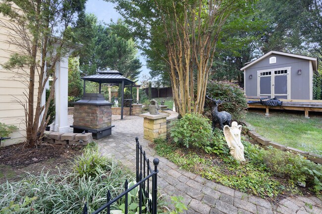 Building Photo - 11623 Fox Hill Dr