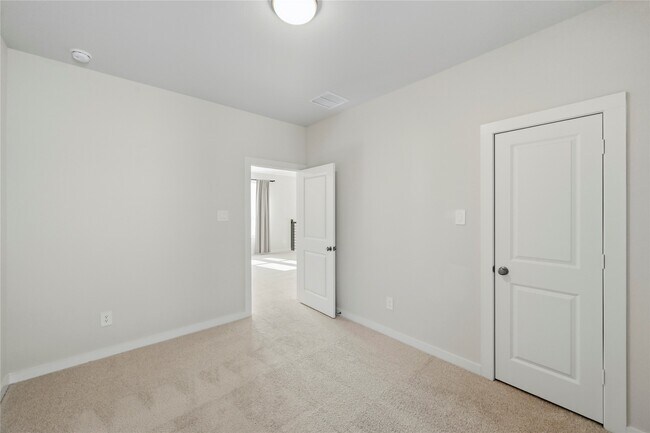 Building Photo - 29821 Ellwood Ln