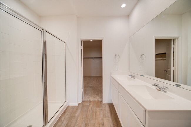 Building Photo - 30838 Brightwell Bnd