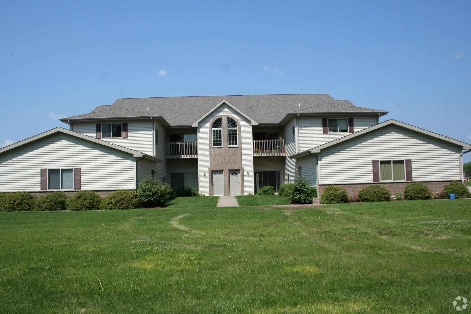 Prairie View Apartments 1365 Cody Pky Platteville WI 53818